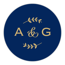 Vines surround your initials on the Lovely Lettering Wedding Foil Stickers. 
