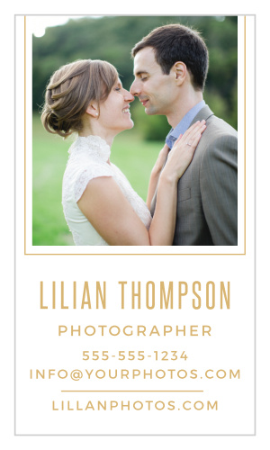The Simple Frame Foil Business Cards' clean design puts your information at its focus.