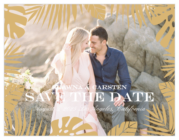 Craft your summery wedding theme with the Tropical Palm Foil Save-the-Date Magnets. 
