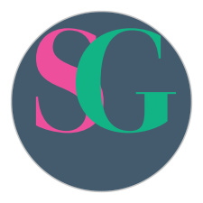 Our It's On Wedding Stickers are perfect for your vibrant and colorful wedding. Your first initials decorate the paper in contrasting pink and green for a look that stands out sharply everywhere it goes.