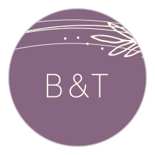 Make your wedding invitations unforgettable with our Gilded Wreath Wedding Stickers.