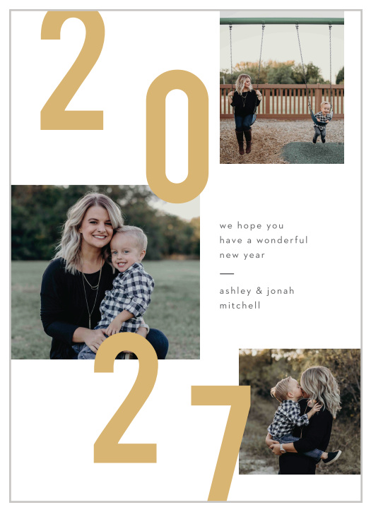 An unforgettable trio of your favorite photographs adorn the surface of our New Years Banner Photo New Years Cards, keeping the focus of the season on your beautiful family. 