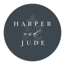 Seal all of your wedding suite pockets, and outgoing envelopes, with our Botanical Arch Wedding Stickers!
