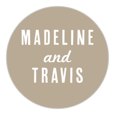 Seal envelopes, decorate stationeries, or gift family and friends with a memento of your special day with our Rustic Antlers Wedding Stickers. 