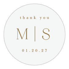 Add the perfect finishing touch to the envelopes that will be sent out to your guests with our Favorite Photo Wedding Arch Stickers.