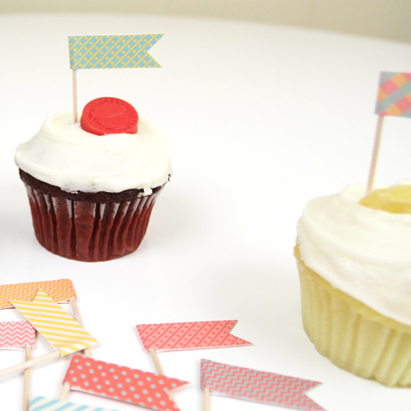 Flag Size: 1 5/8" x 3 7/8These Modern Flags Printables will adore your cupcake and wow your guests.